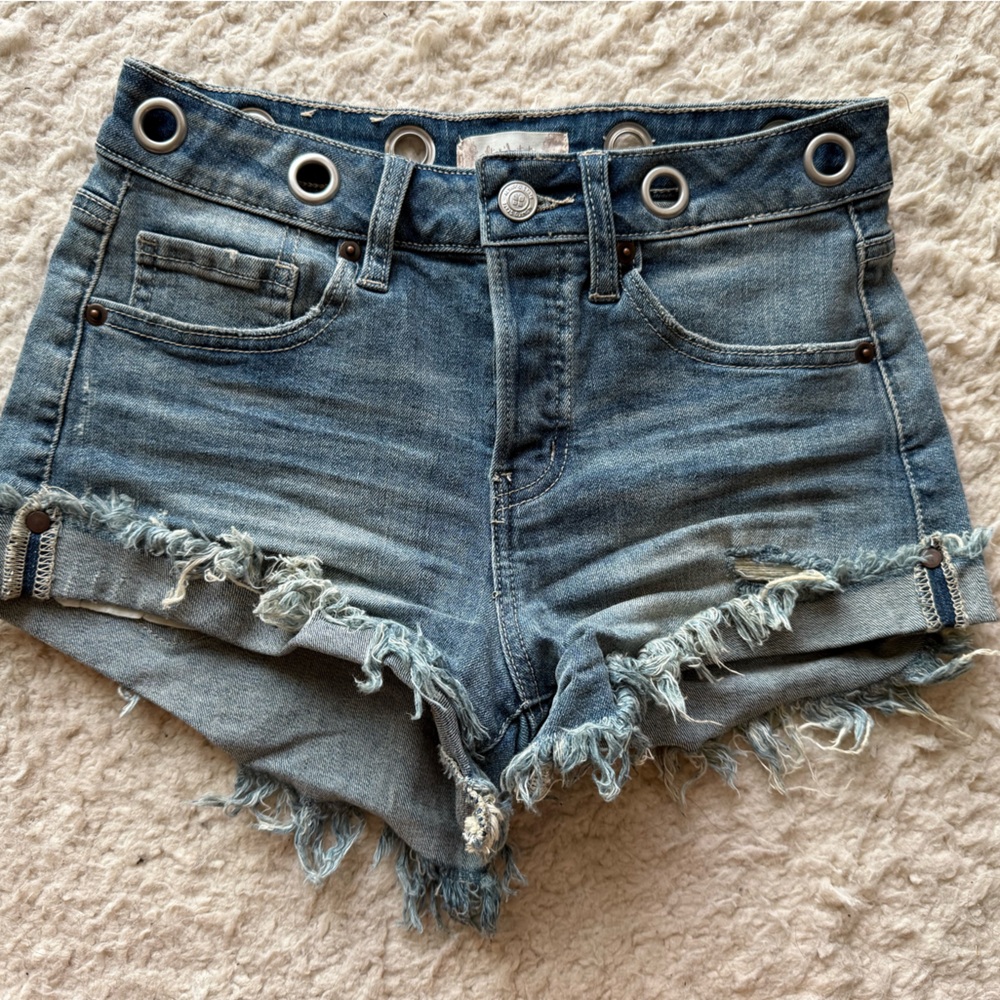 Denim Blue frayed Shorts